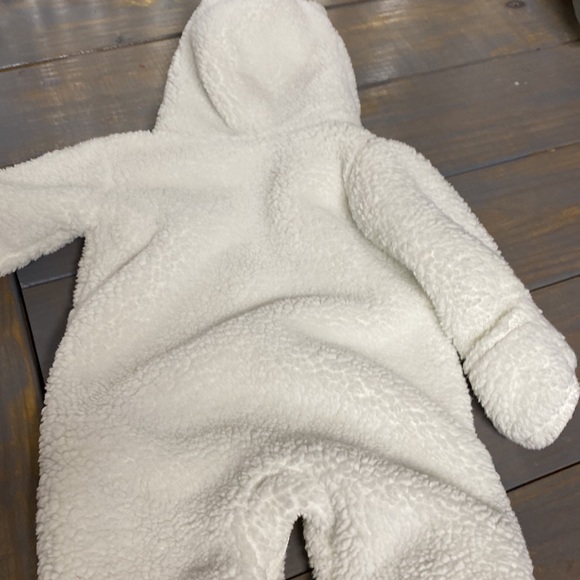 Carter Infant size 6 month one piece cover. (321/3) - Picture 10 of 11